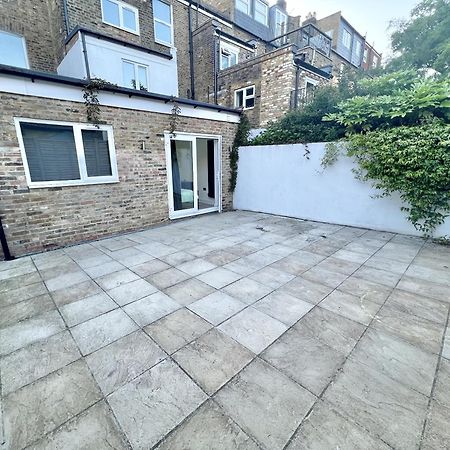 Charming 3-Bed Flat In Shepherds Bush - Sleeps 9 Лондон Екстериор снимка